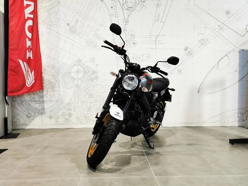 XSR 125 Legacy