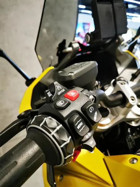 R 1250 RS