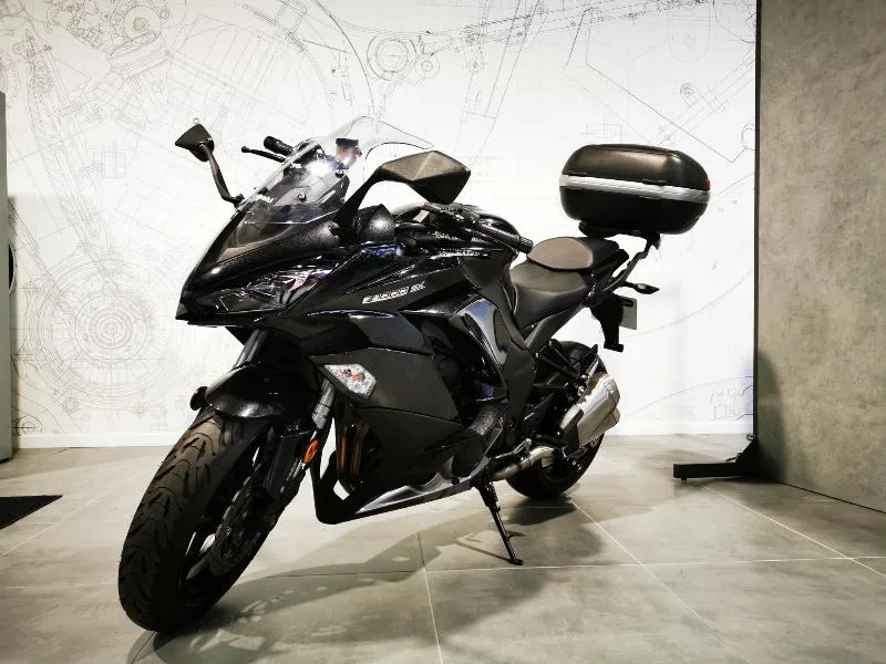 Z 1000 SX