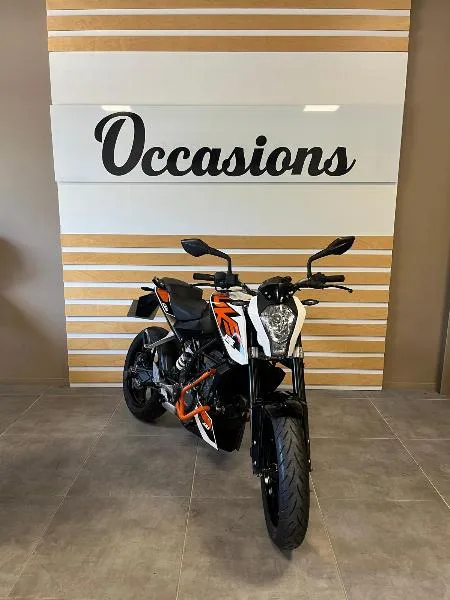 125 DUKE
