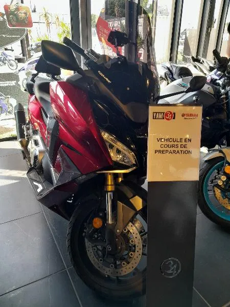NSS FORZA 750 2023