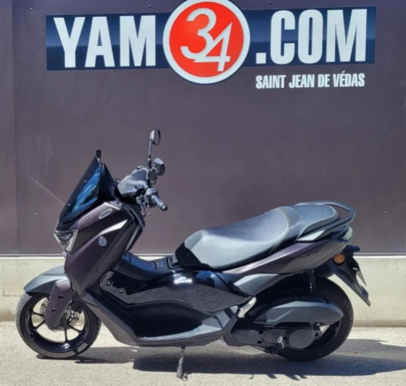 NMAX 125 TECH MAX