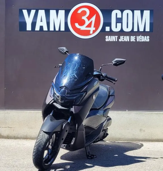 NMAX 125 TECH MAX