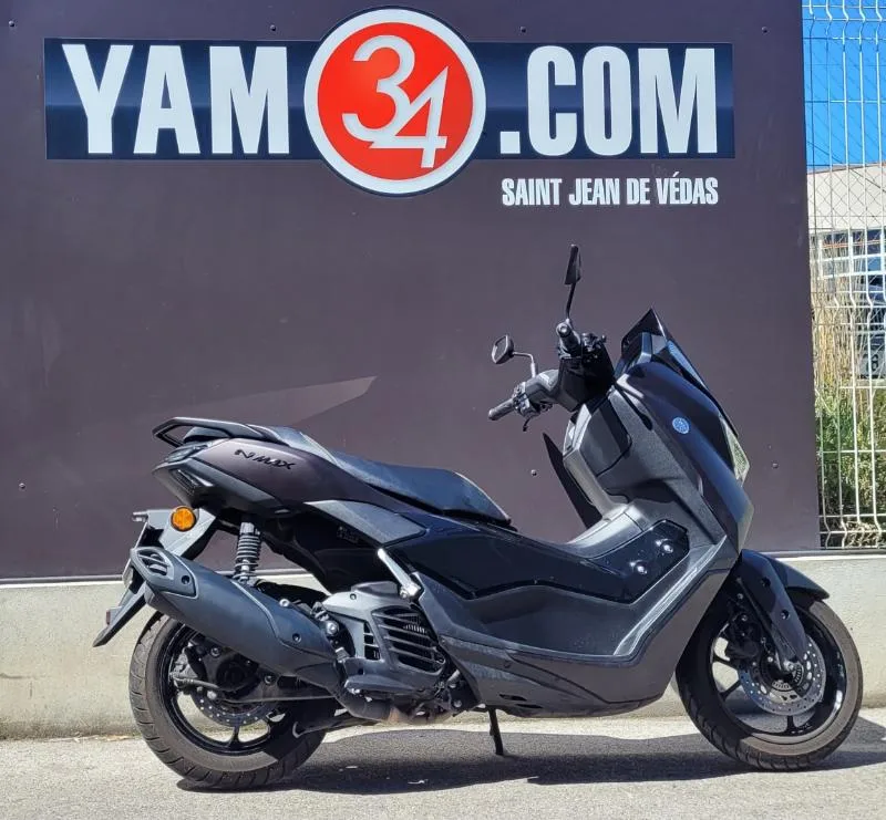 NMAX 125 TECH MAX