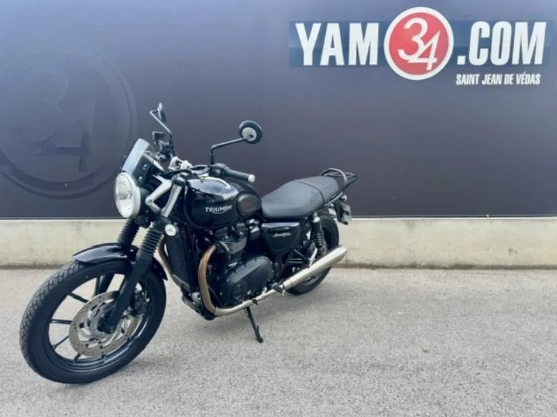 STREET TWIN  900
