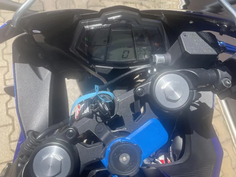 YZF 125 R ABS