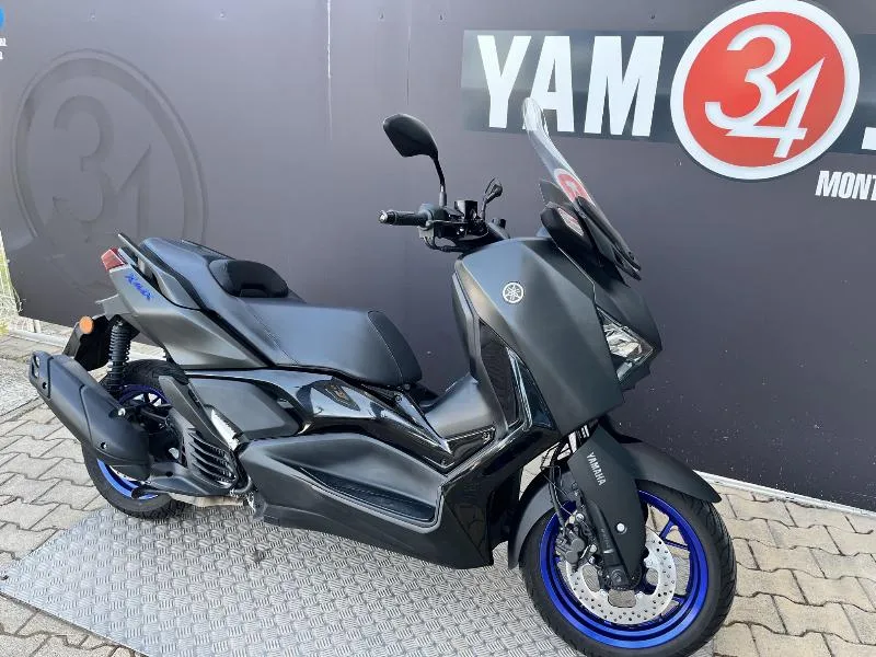 XMAX 125