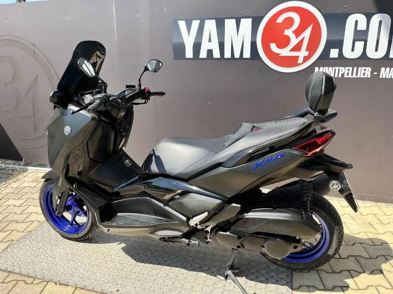 XMAX 125