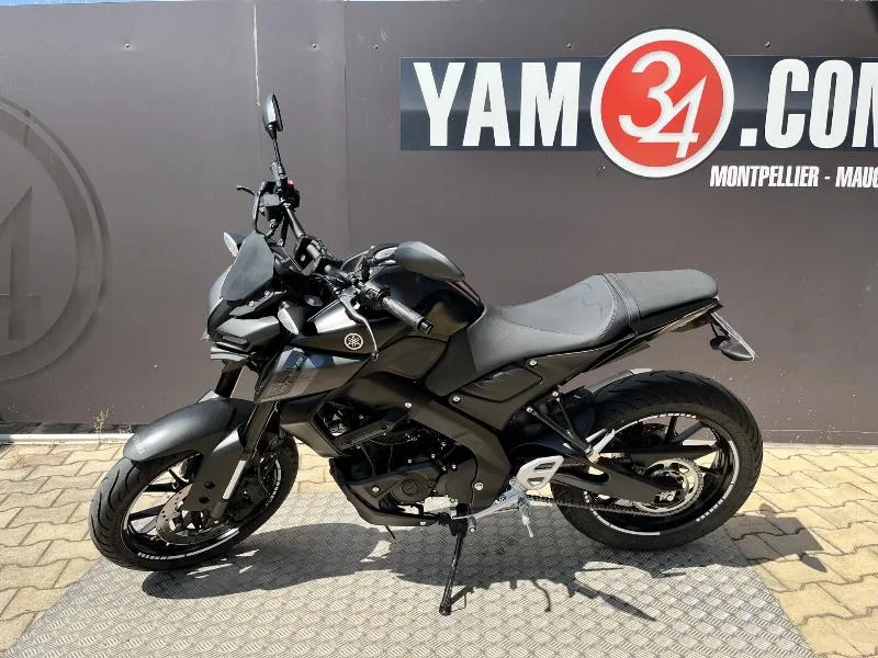 MT125 ABS