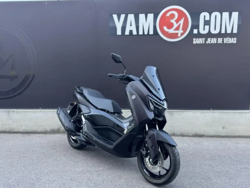 NMAX 125 TECH MAX