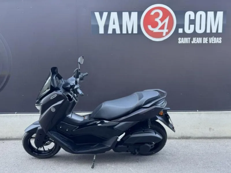 NMAX 125 TECH MAX