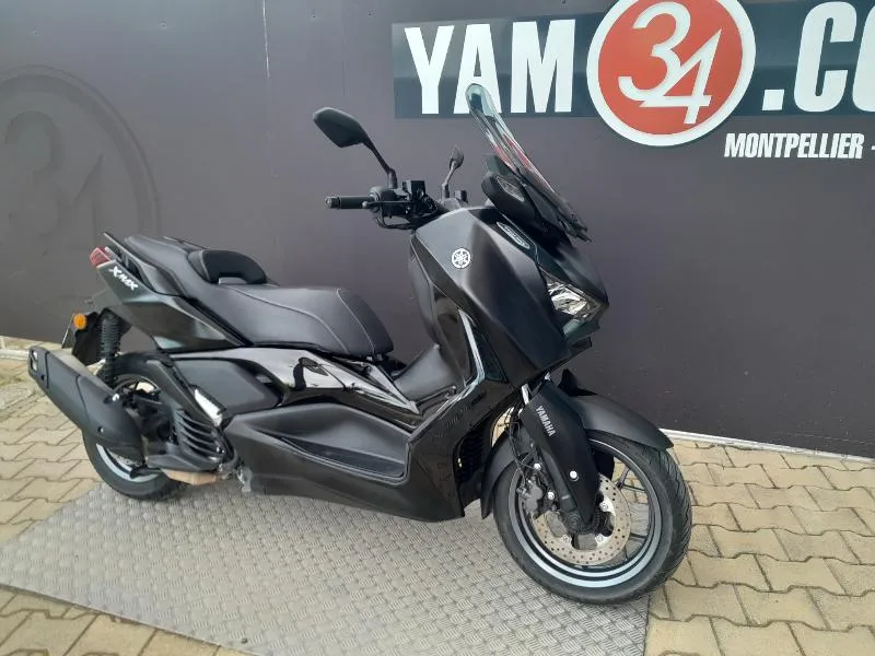 XMAX 125 TECH MAX
