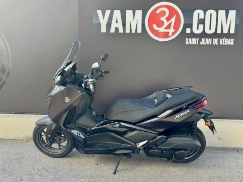 XMAX 125 TECH MAX