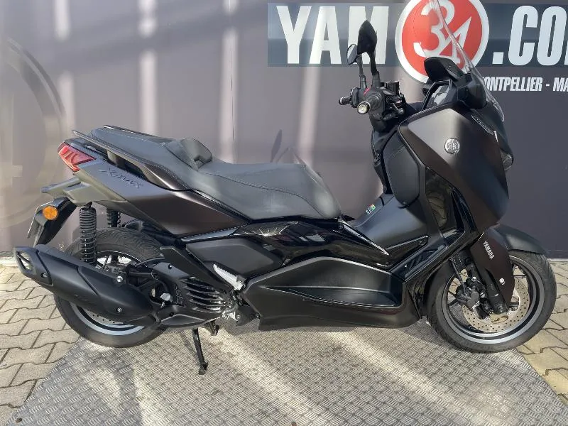 XMAX 125 TECH MAX