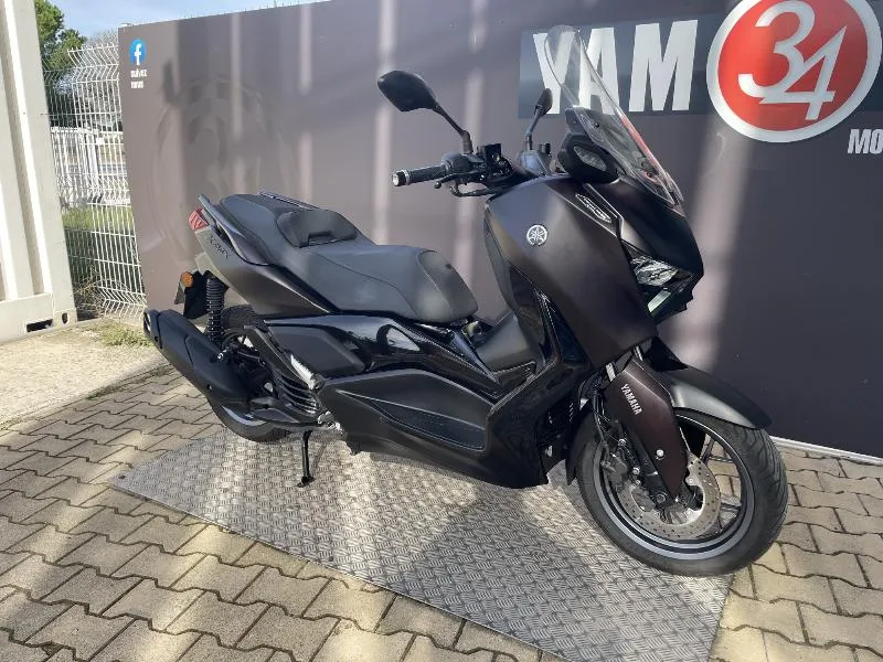 XMAX 125 TECH MAX
