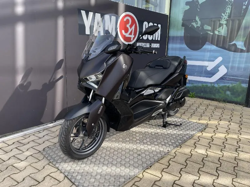 XMAX 125 TECH MAX