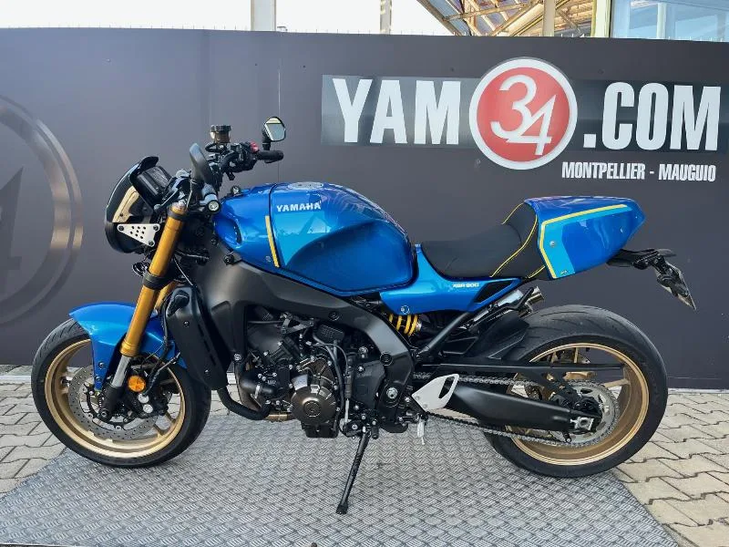 XSR 900