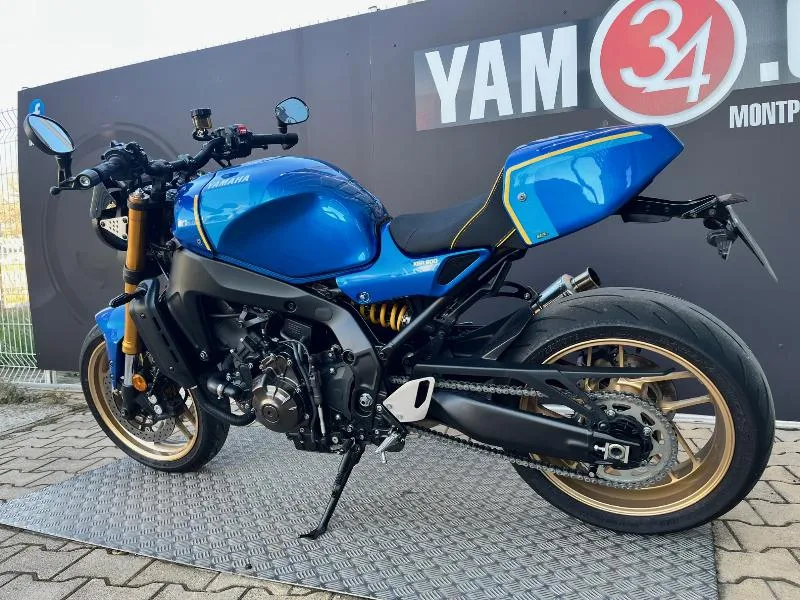 XSR 900