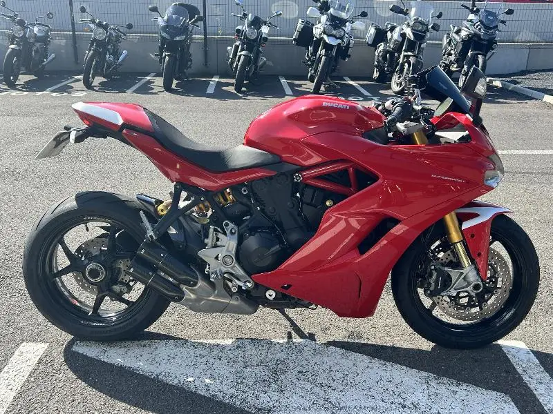 SUPERSPORT 937