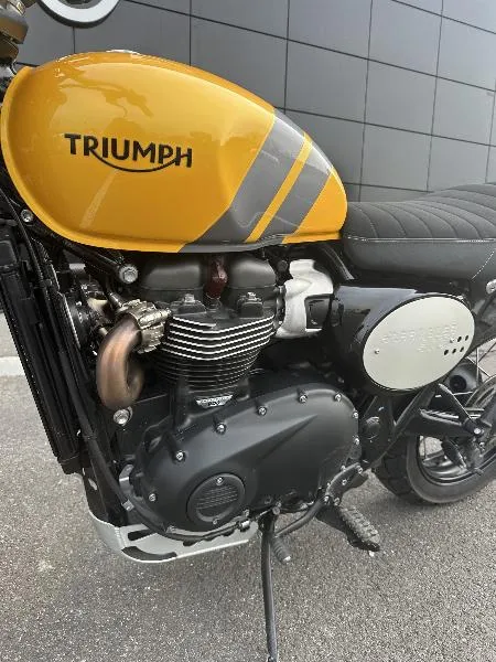 SCRAMBLER 900