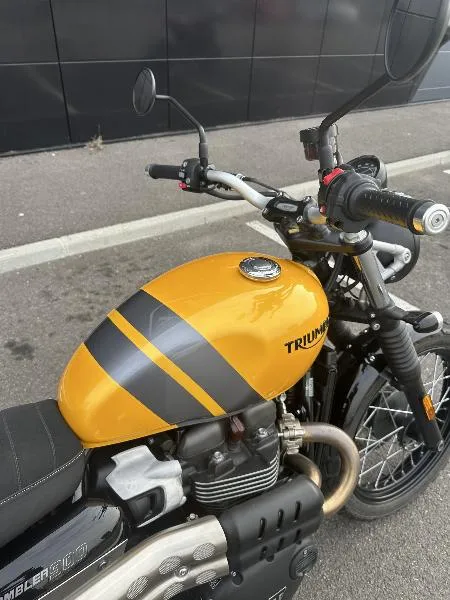 SCRAMBLER 900