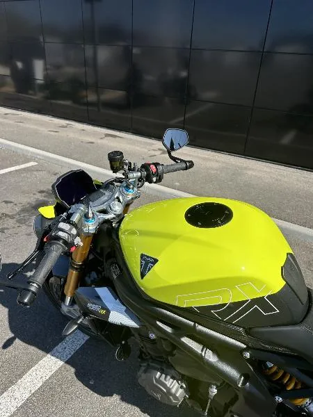 Speed Triple 1200 RX