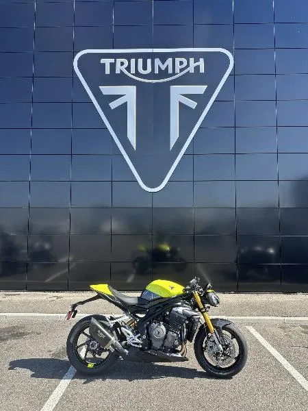 Speed Triple 1200 RX