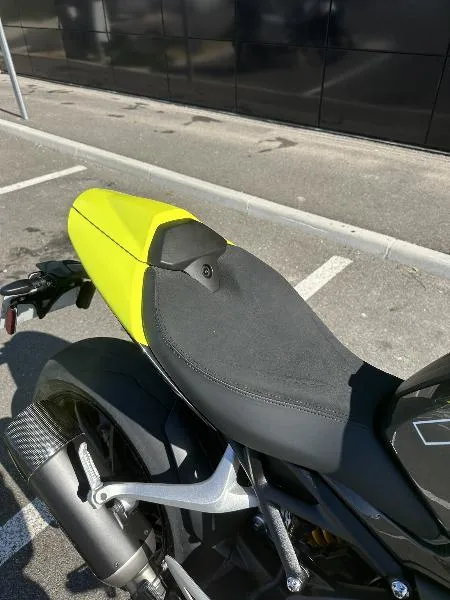 Speed Triple 1200 RX