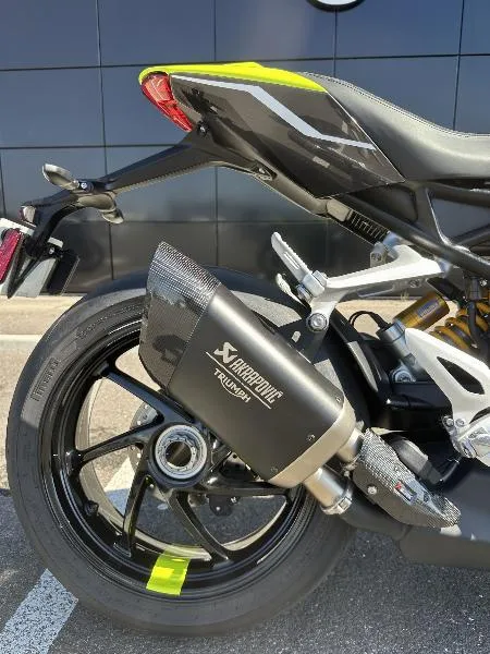 Speed Triple 1200 RX