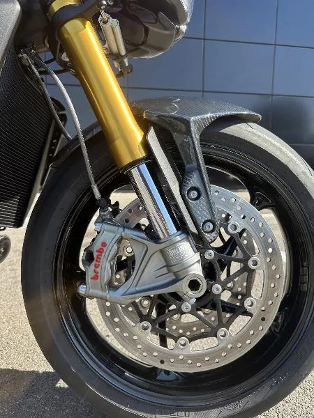 Speed Triple 1200 RX
