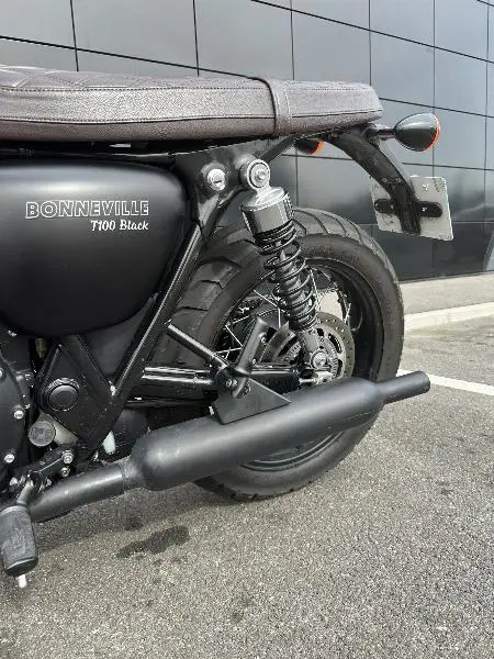 Bonneville T100