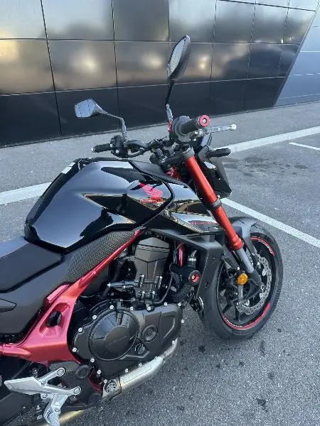 CB 750 HORNET