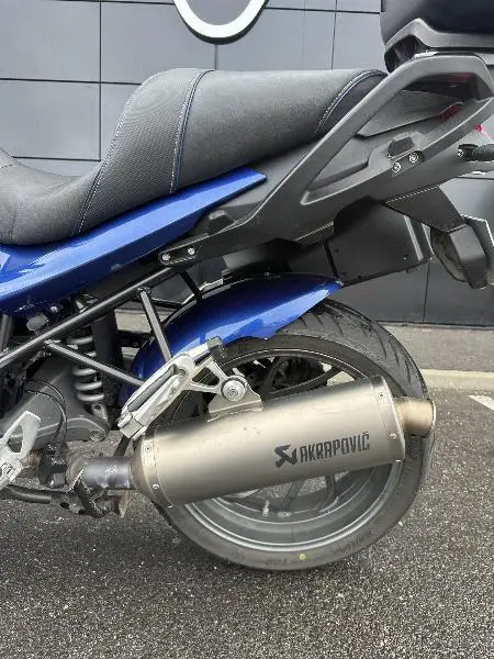 R 1200 R