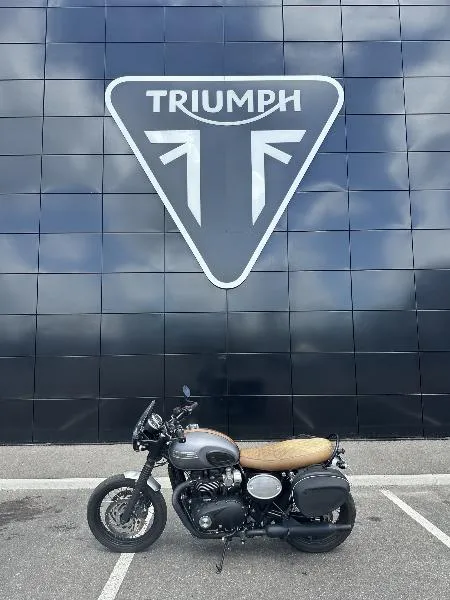Bonneville T120 Black