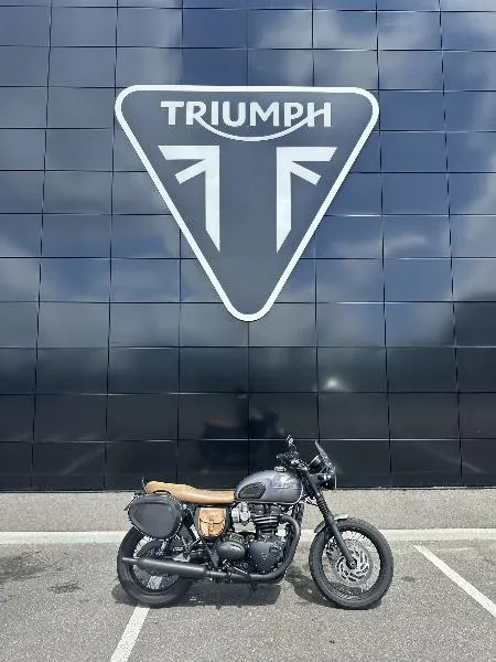 Bonneville T120 Black