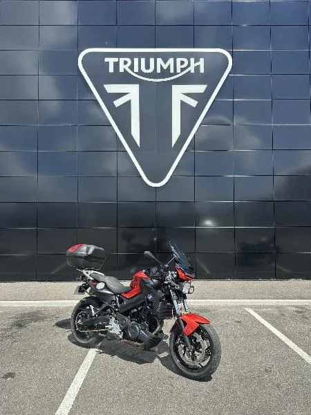 F 800 R