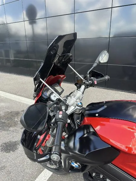 F 800 R
