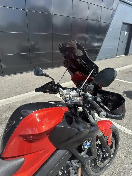 F 800 R