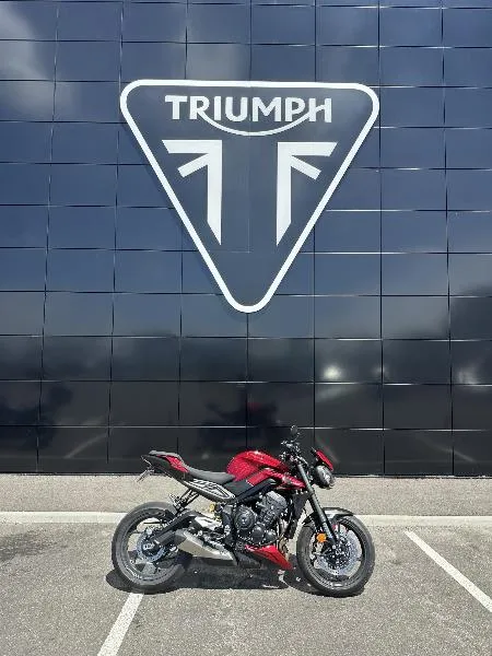 STREET TRIPLE 765 RS