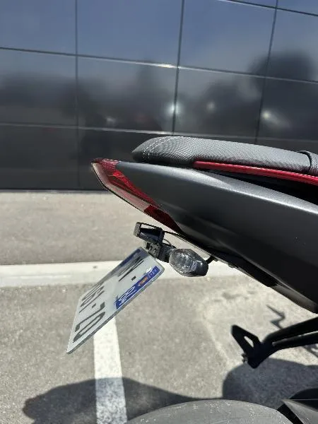 STREET TRIPLE 765 RS