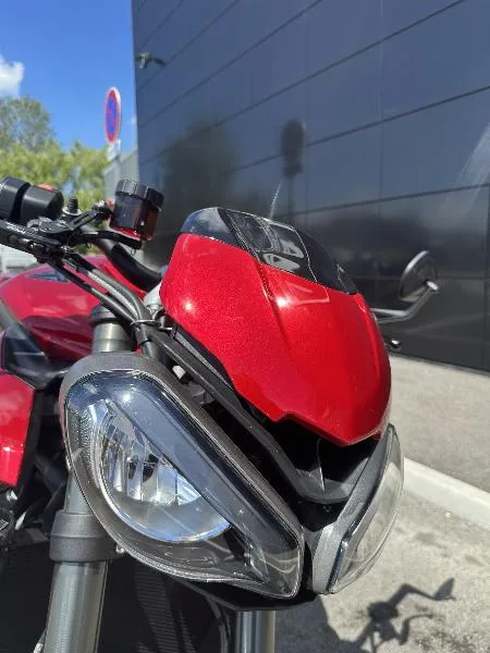 STREET TRIPLE 765 RS