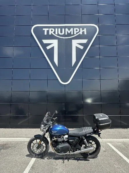 STREET TWIN  900