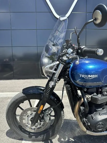 STREET TWIN  900