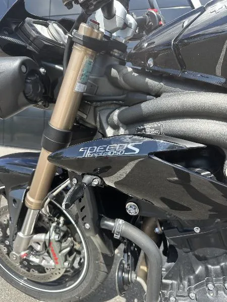 SPEED TRIPLE 1050 S 