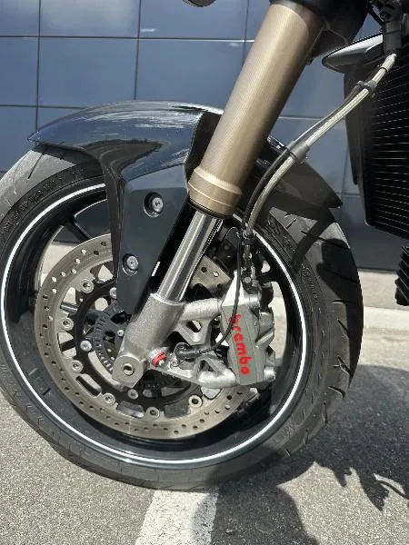 SPEED TRIPLE 1050 S 