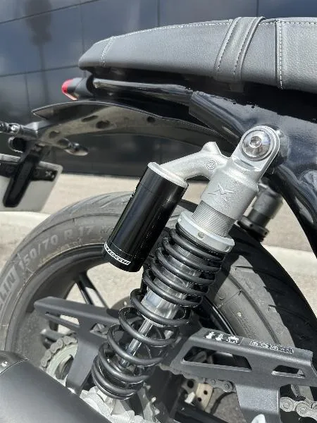 SPEED TWIN 900