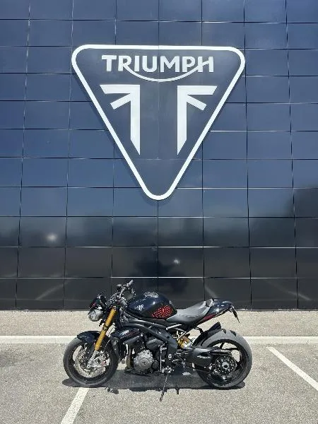 SPEED TRIPLE 1200 RS