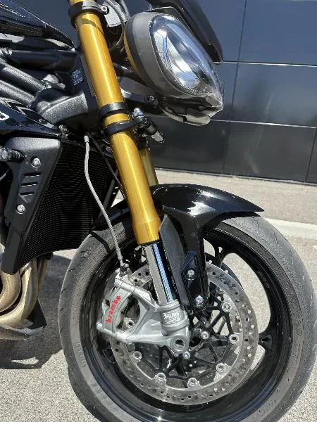 SPEED TRIPLE 1200 RS