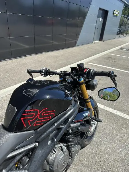 SPEED TRIPLE 1200 RS