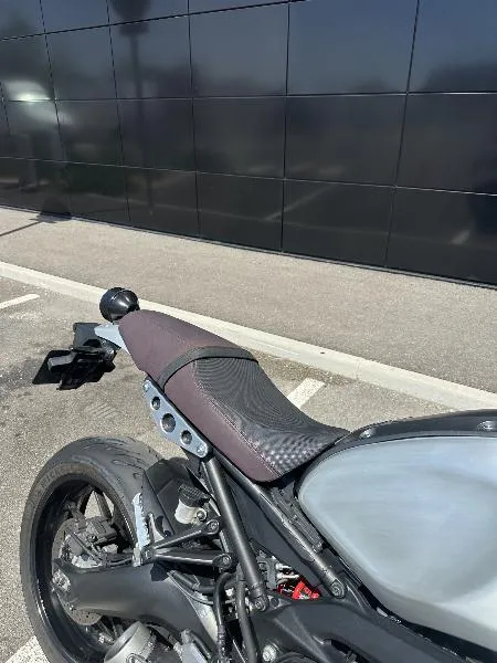 XSR 900
